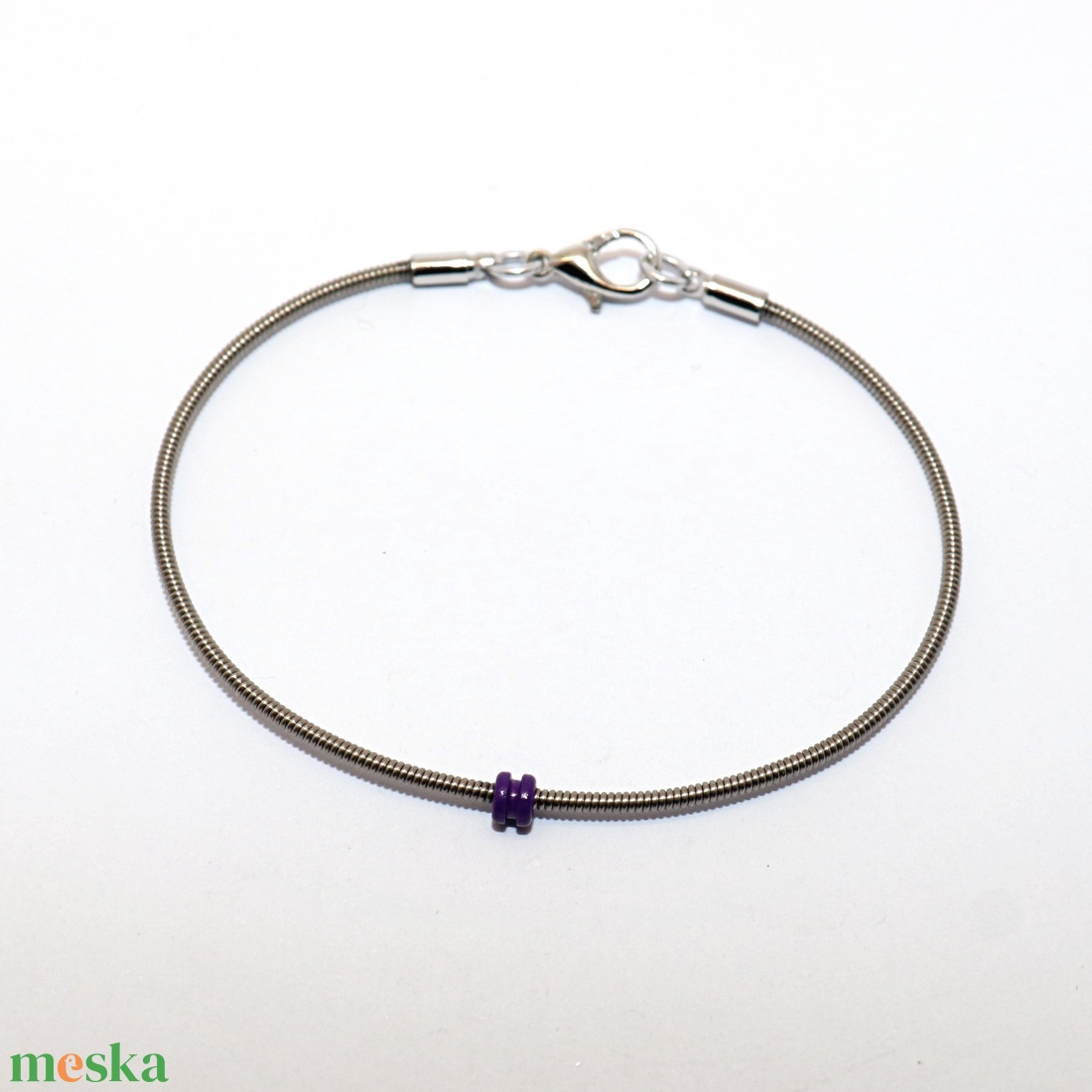 Gitárhúr, női karkötő, 18,5 cm (K.01) - ékszer - karkötő - lánc karkötő - Meska.hu Gitárhúr, női karkötő, 18,5 cm (K.01) - ékszer - karkötő - lánc karkötő - Meska.hu