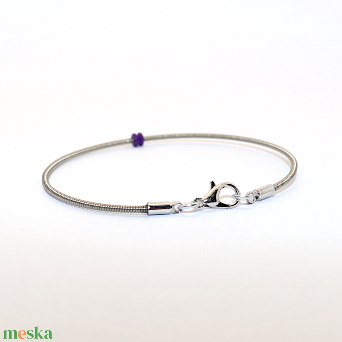 Gitárhúr, női karkötő, 18,5 cm (K.01) - ékszer - karkötő - lánc karkötő - Meska.hu Gitárhúr, női karkötő, 18,5 cm (K.01) - ékszer - karkötő - lánc karkötő - Meska.hu