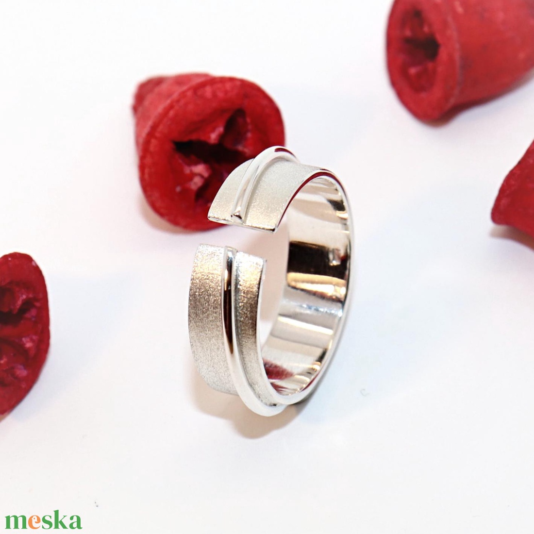 Karikagyűrű huzallal, ezüst gyűrű, 58-as méret, állítható (EGY.173) - ékszer - gyűrű - kerek gyűrű - Meska.hu