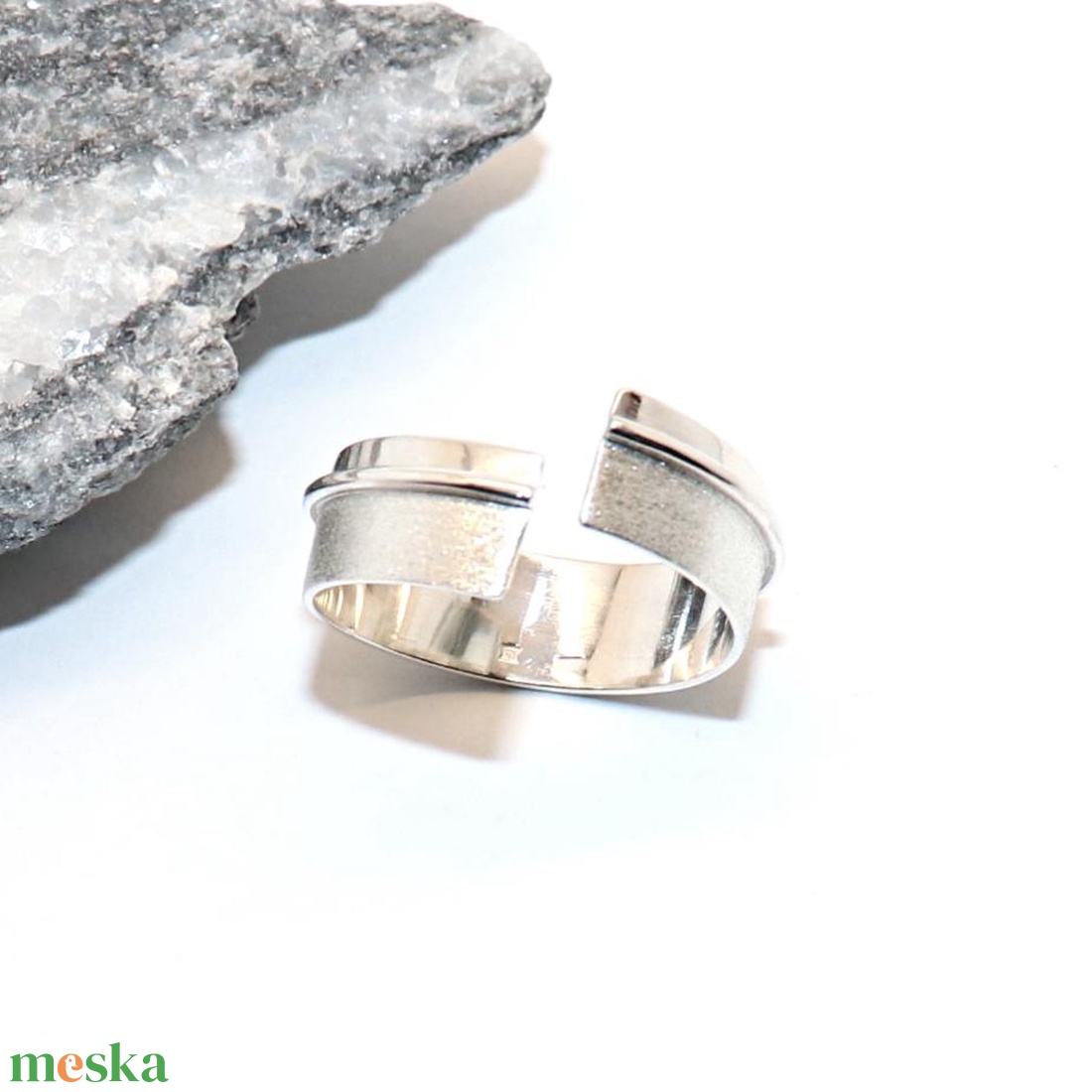 Karikagyűrű, matt és fényes, női ezüst gyűrű, 59-es méret, állítható (EGY.202) - ékszer - gyűrű - statement gyűrű - Meska.hu
