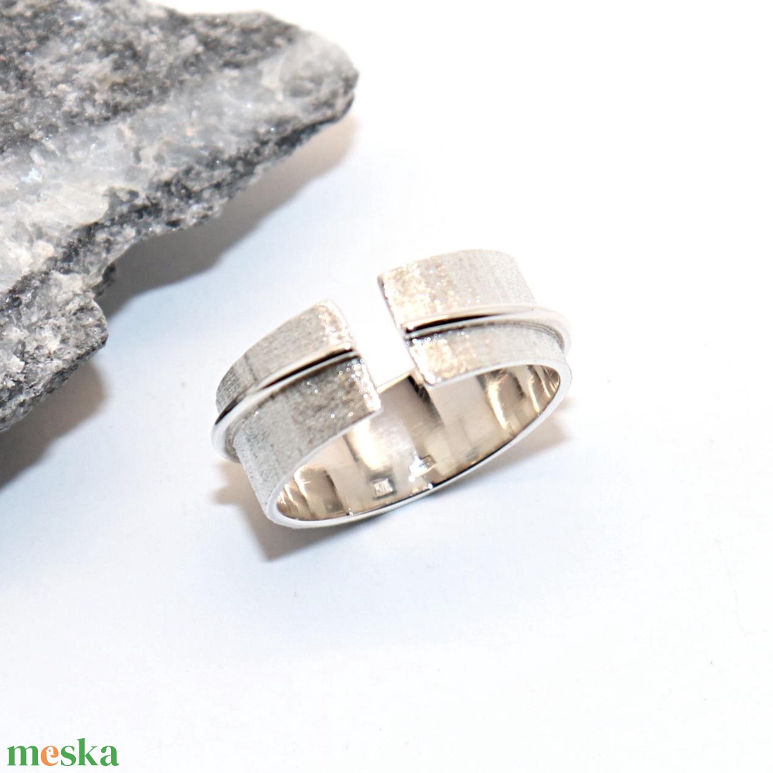 Karikagyűrű huzalall, női ezüst gyűrű, 55-ös méret, állítható (EGY.215) - ékszer - gyűrű - kerek gyűrű - Meska.hu