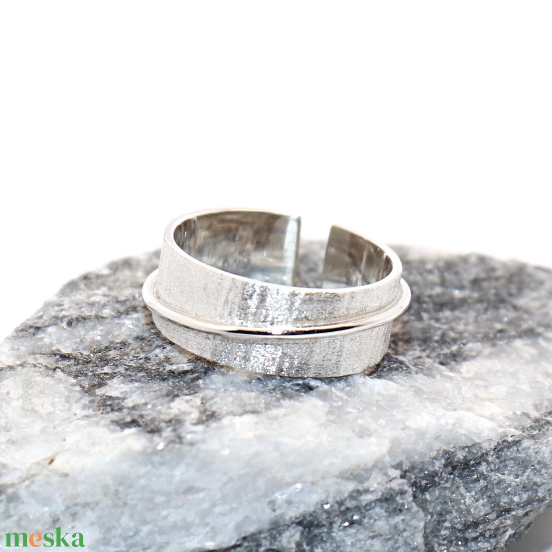 Karikagyűrű huzalall, női ezüst gyűrű, 55-ös méret, állítható (EGY.215) - ékszer - gyűrű - kerek gyűrű - Meska.hu