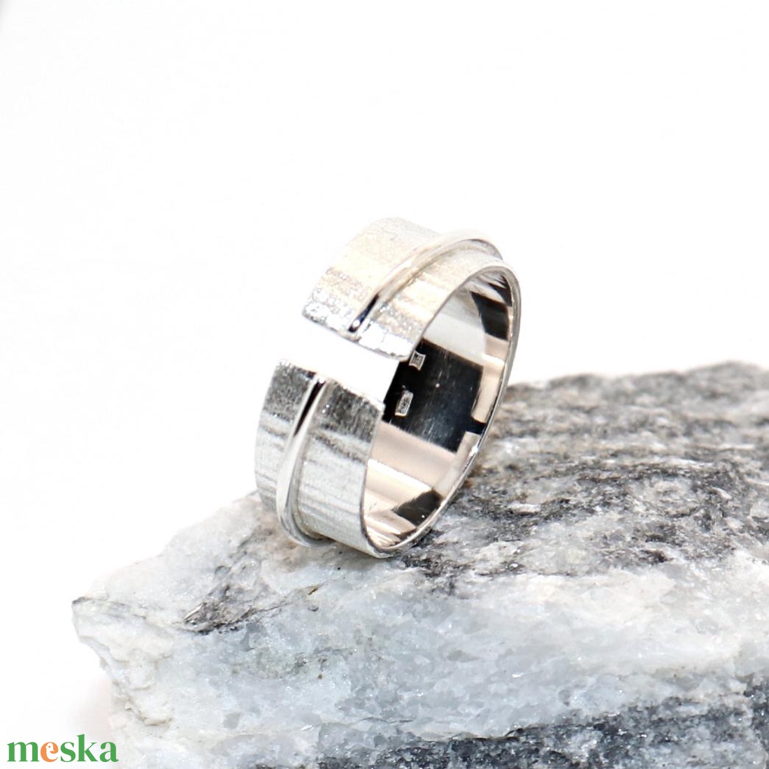 Karikagyűrű huzalall, női ezüst gyűrű, 55-ös méret, állítható (EGY.215) - ékszer - gyűrű - kerek gyűrű - Meska.hu