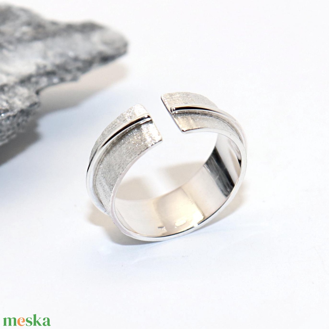 Karikagyűrű huzalall, női ezüst gyűrű, 55-ös méret, állítható (EGY.215) - ékszer - gyűrű - kerek gyűrű - Meska.hu