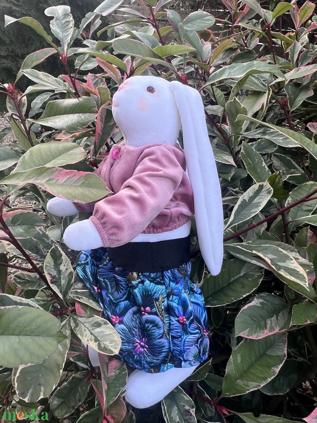 Nyuszi lány - játék & sport - plüssállat & játékfigura - nyuszi - Meska.hu