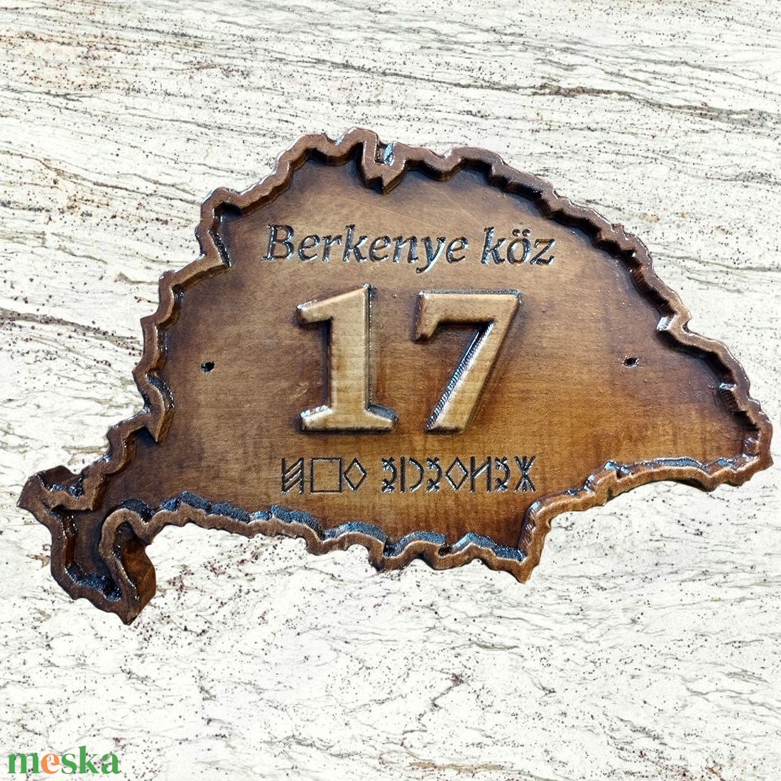 régi nagy Magyarország formájú házszámtábla fából faragva - otthon & életmód - ház & kert - házszám - Meska.hu régi nagy Magyarország formájú házszámtábla fából faragva - otthon & életmód - ház & kert - házszám - Meska.hu