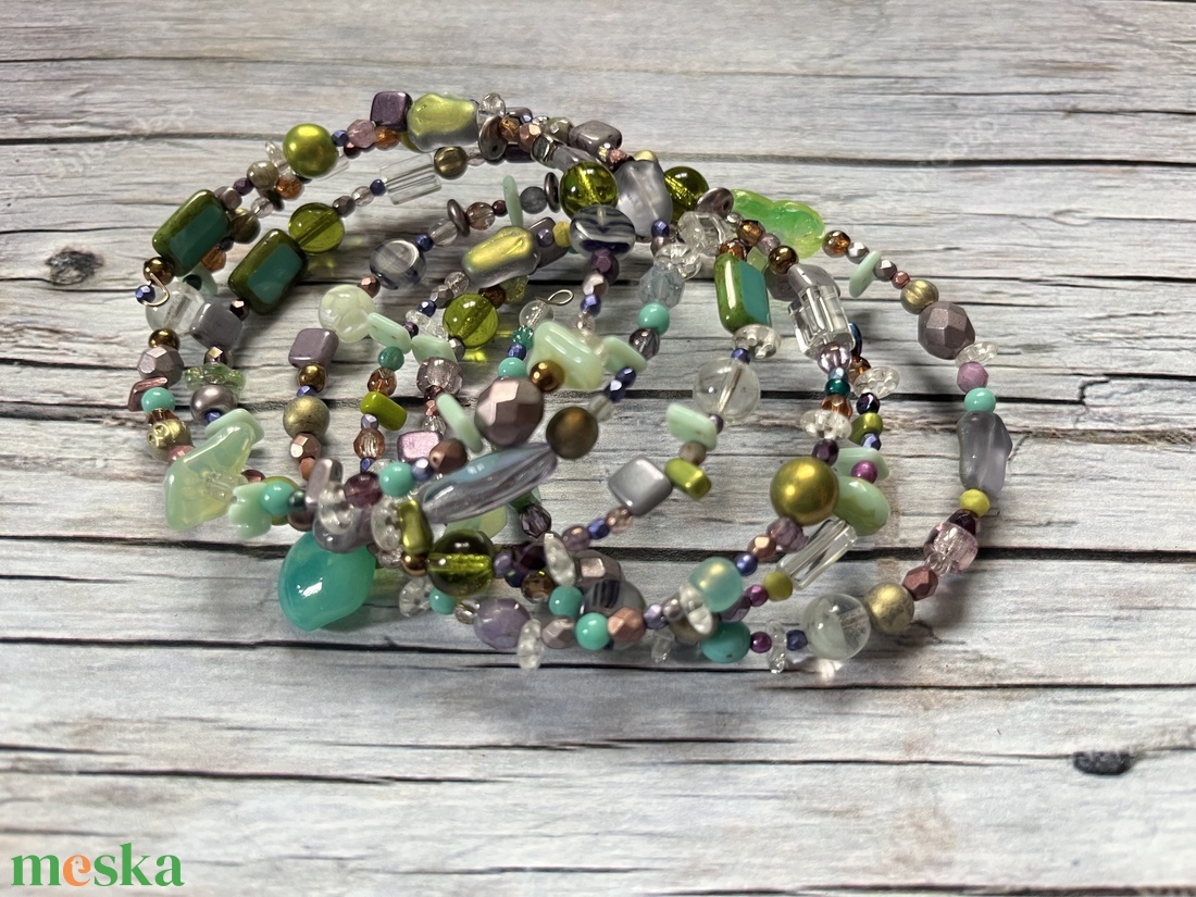 Vízi tündér borzas karkötő - ékszer - karkötő - memóriadrótos karkötő - Meska.hu