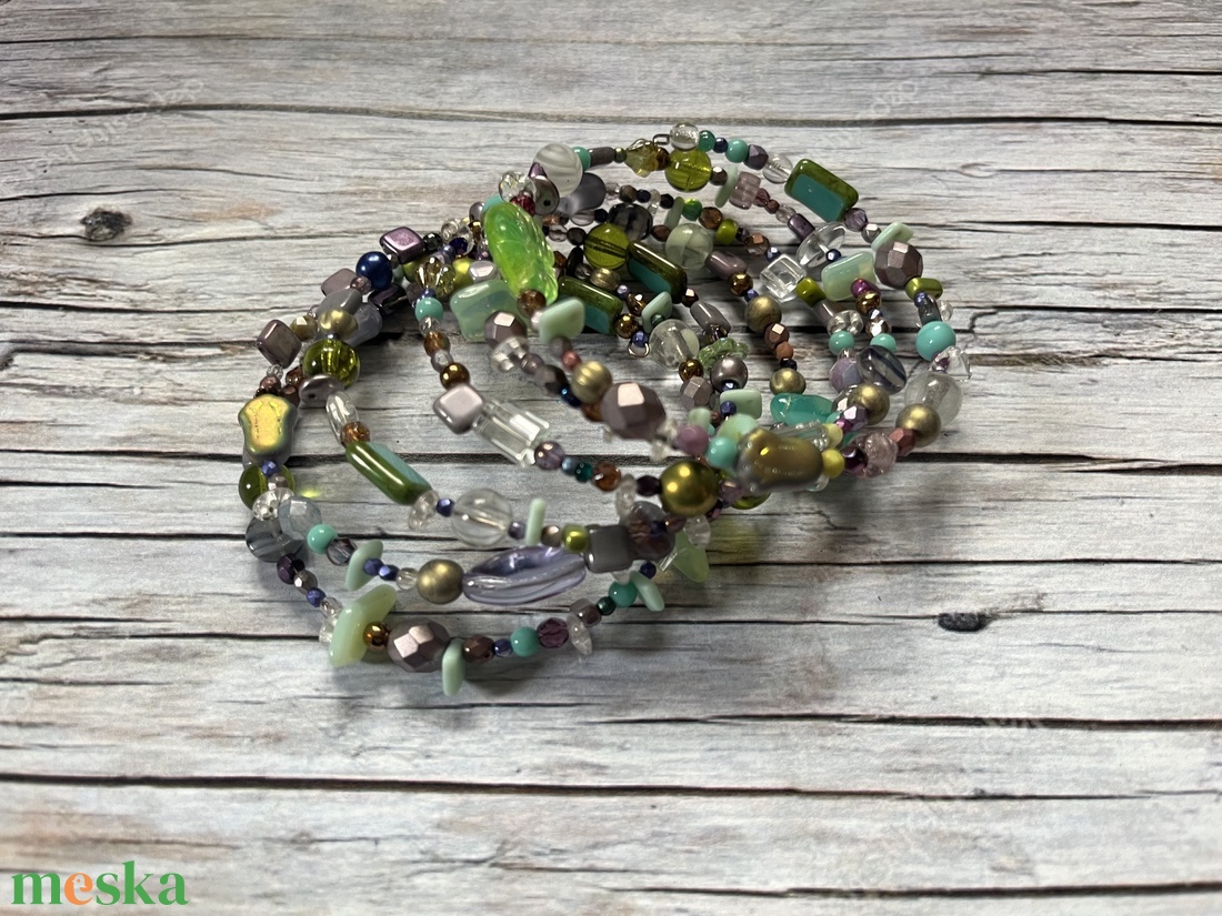 Vízi tündér borzas karkötő - ékszer - karkötő - memóriadrótos karkötő - Meska.hu