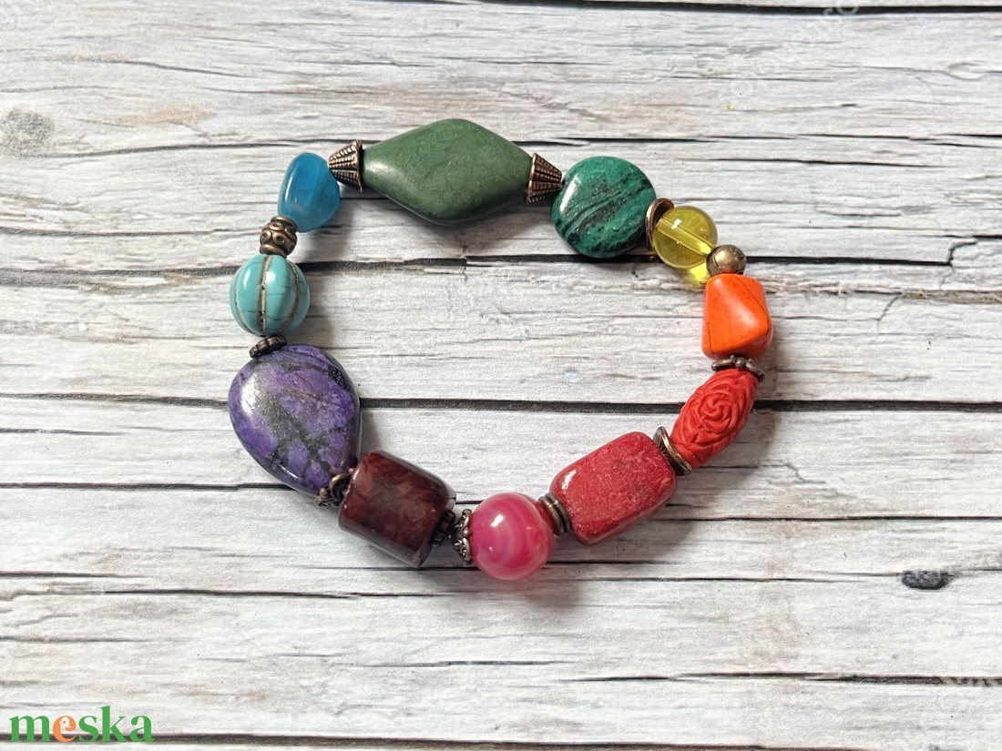 Bohó szivárvány karkötő ásványokkal - ékszer - karkötő - ásványkarkötő - Meska.hu