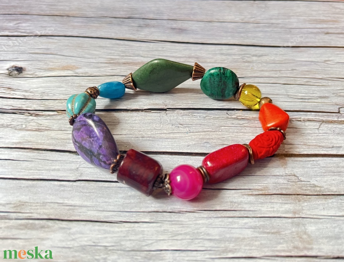 Bohó szivárvány karkötő ásványokkal - ékszer - karkötő - ásványkarkötő - Meska.hu
