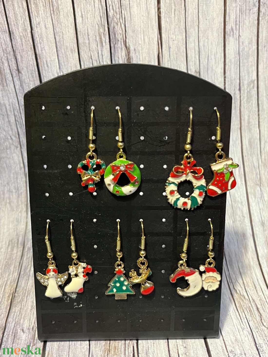 Felemás mikulás fülbevaló - ékszer - fülbevaló - lógó fülbevaló - Meska.hu