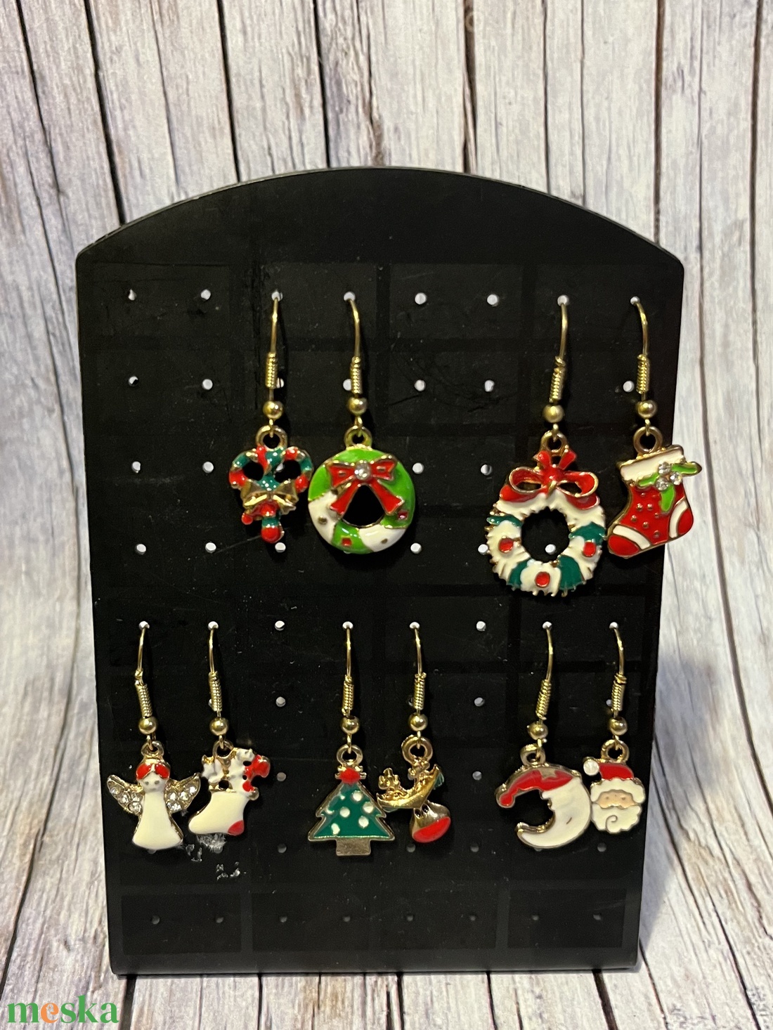 Felemás mikulás fülbevaló - ékszer - fülbevaló - lógó fülbevaló - Meska.hu