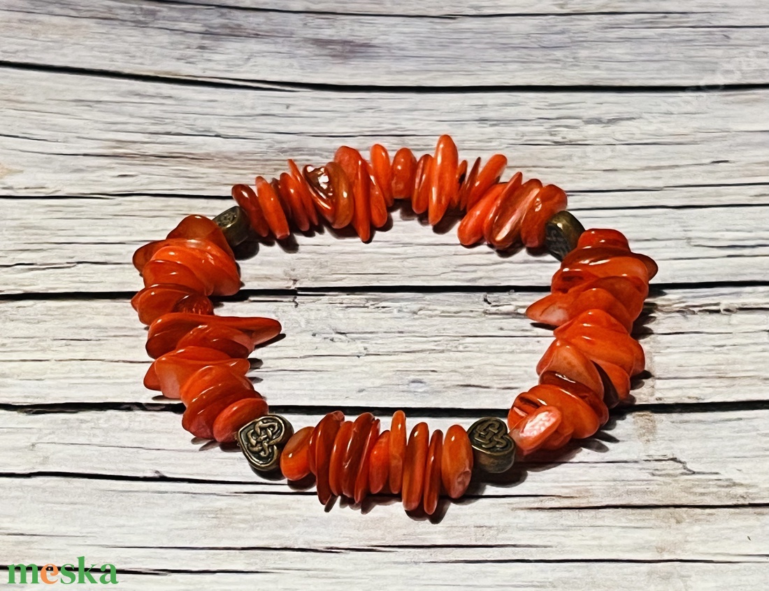 Tűzvörös kagyló-karkötő - ékszer - karkötő - ásványkarkötő - Meska.hu