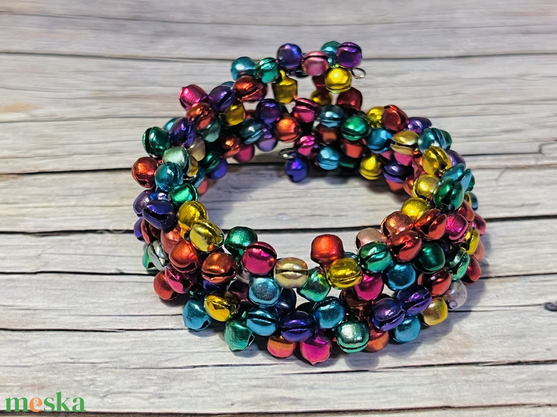 Kétsoros farsangi csengő-bongó karkötő -  - Meska.hu