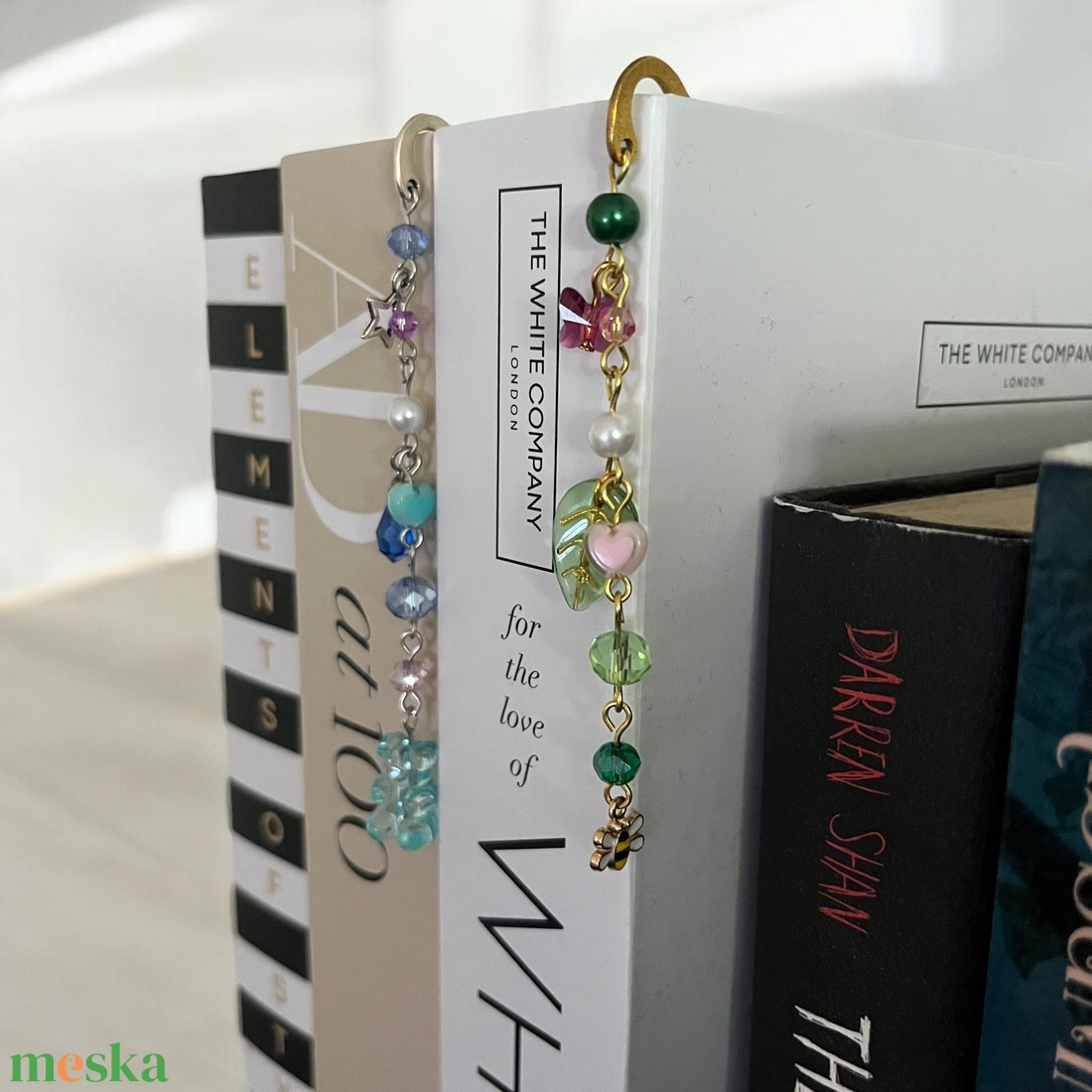 Könyvszirmok-fém könyvjelzők, vidám, tavaszi gyöngyökkel díszítve, választható színekben és mintákban, egyedi kiegészítő - könyv & zene - könyvjelző - Meska.hu