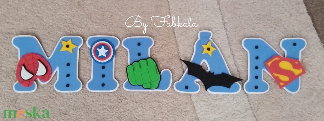 Szuperhős, bosszúállók mintás dekorgumi babanév falmatrica 15cm  - otthon & életmód - dekoráció - fali és függő dekoráció - betű & név - Meska.hu