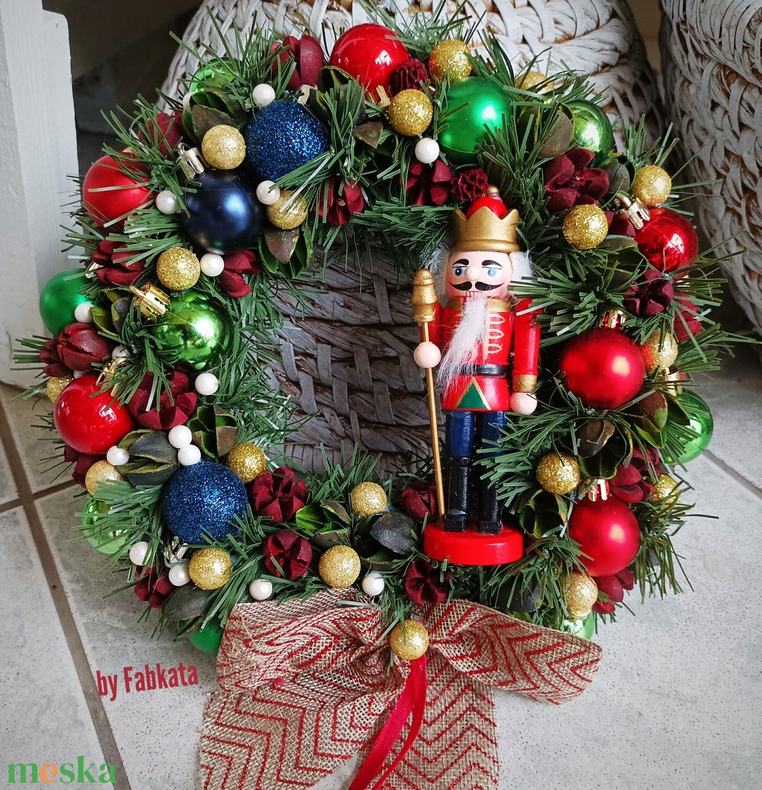 Diótörős adventi karácsonyi ajtódísz kopogtató 24cm koszorú  - karácsony - adventi díszek - adventi ajtódísz - Meska.hu
