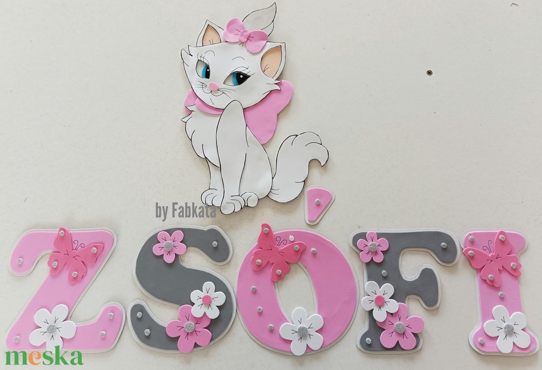 Marie cica dekorgumi falmatrica szett babanév  - otthon & életmód - dekoráció - fali és függő dekoráció - betű & név - Meska.hu