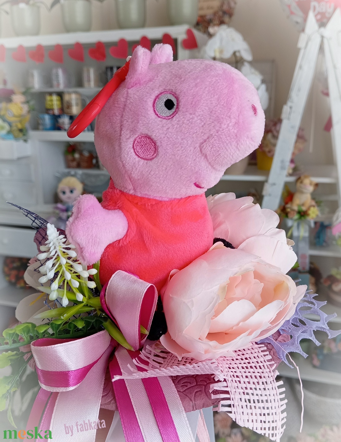 Peppa ovis ballagási csokor ajándék plüss  - otthon & életmód - virágdekoráció - virágok - virágcsokor - Meska.hu