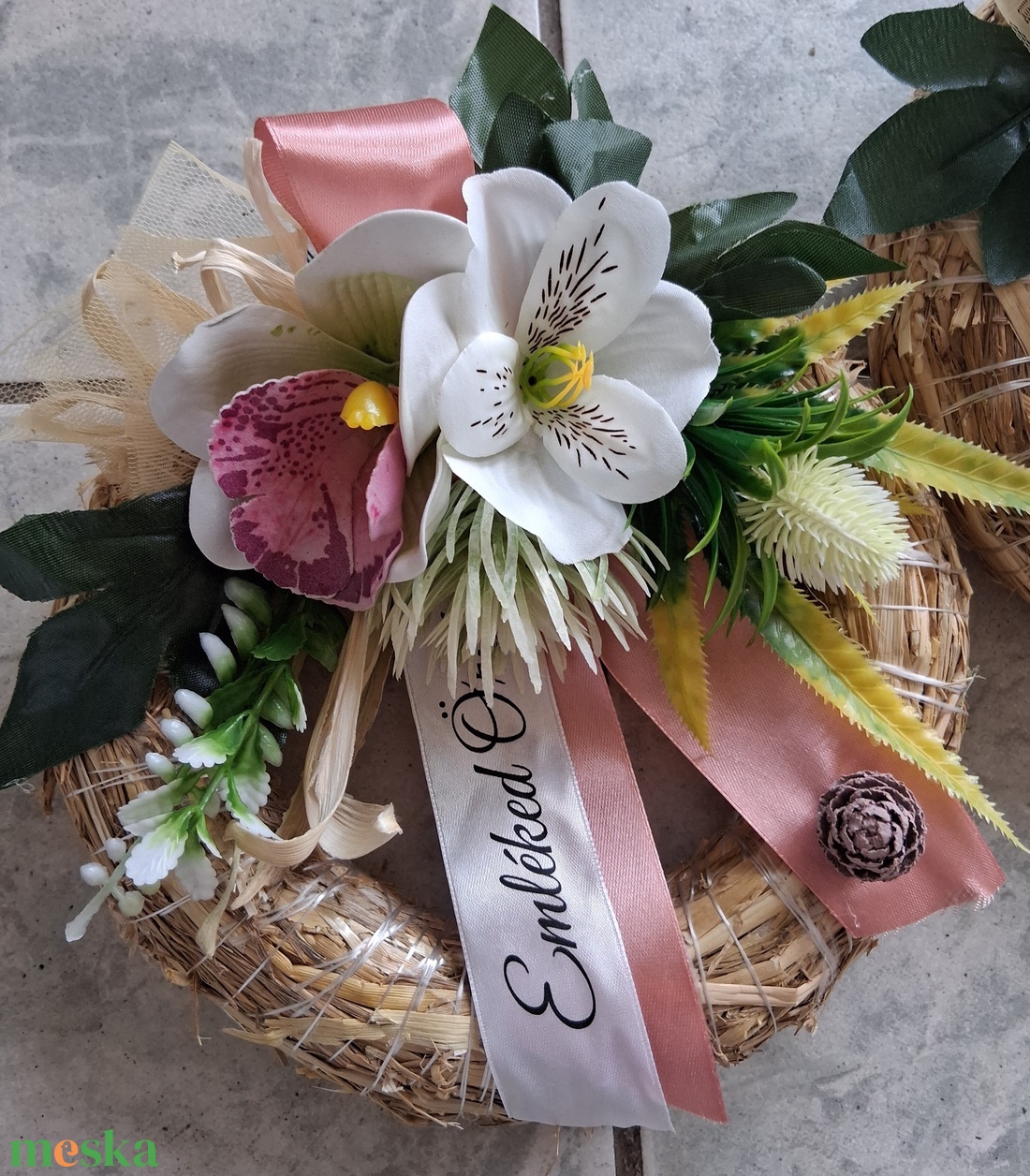 Szalma koszorú 20cm - otthon & életmód - dekoráció - virágdísz és tartó - koszorú - Meska.hu Szalma koszorú 20cm - otthon & életmód - dekoráció - virágdísz és tartó - koszorú - Meska.hu