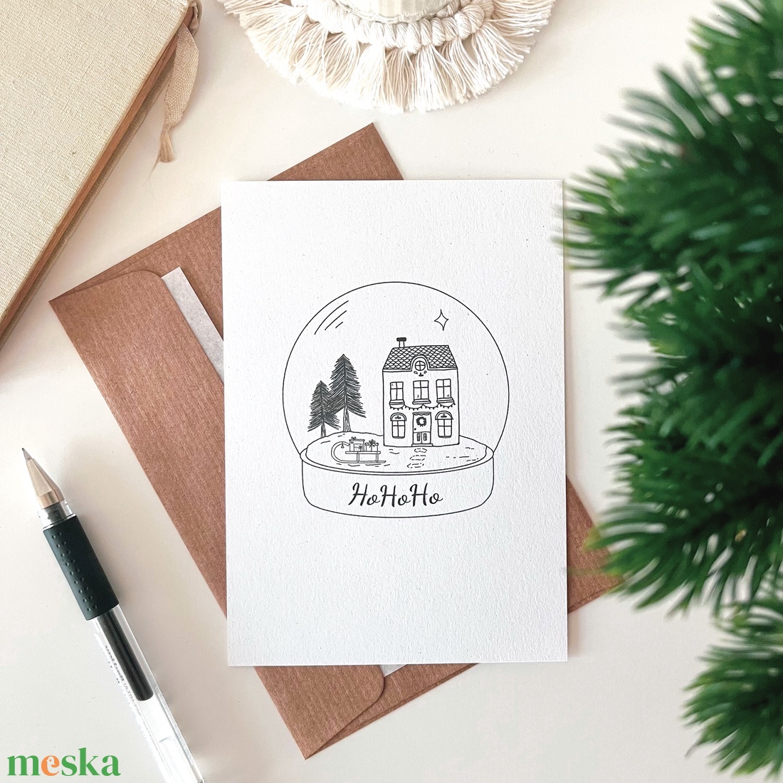 Karácsonyi képeslap hógömb mintával (A6-os), újrahasznosított papírra nyomtatva, borítékkal - otthon & életmód - papír, írószer - ajándékozás kellékei - képeslap, üdvözlőlap - Meska.hu