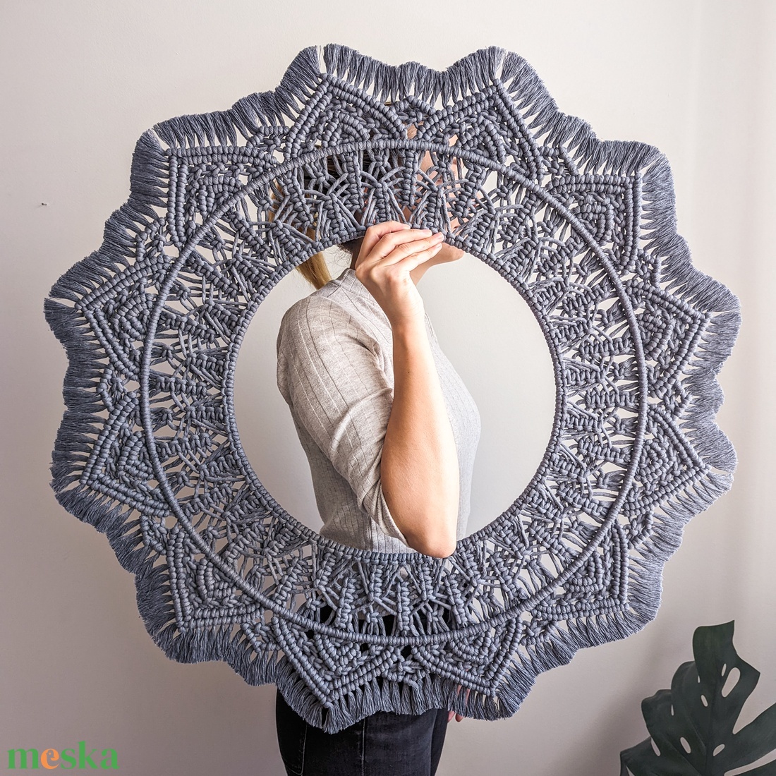 80 cm-es egyedi makramé óriás mandala, fali dekoráció - otthon & életmód - dekoráció - fali és függő dekoráció - falra akasztható dekor - Meska.hu