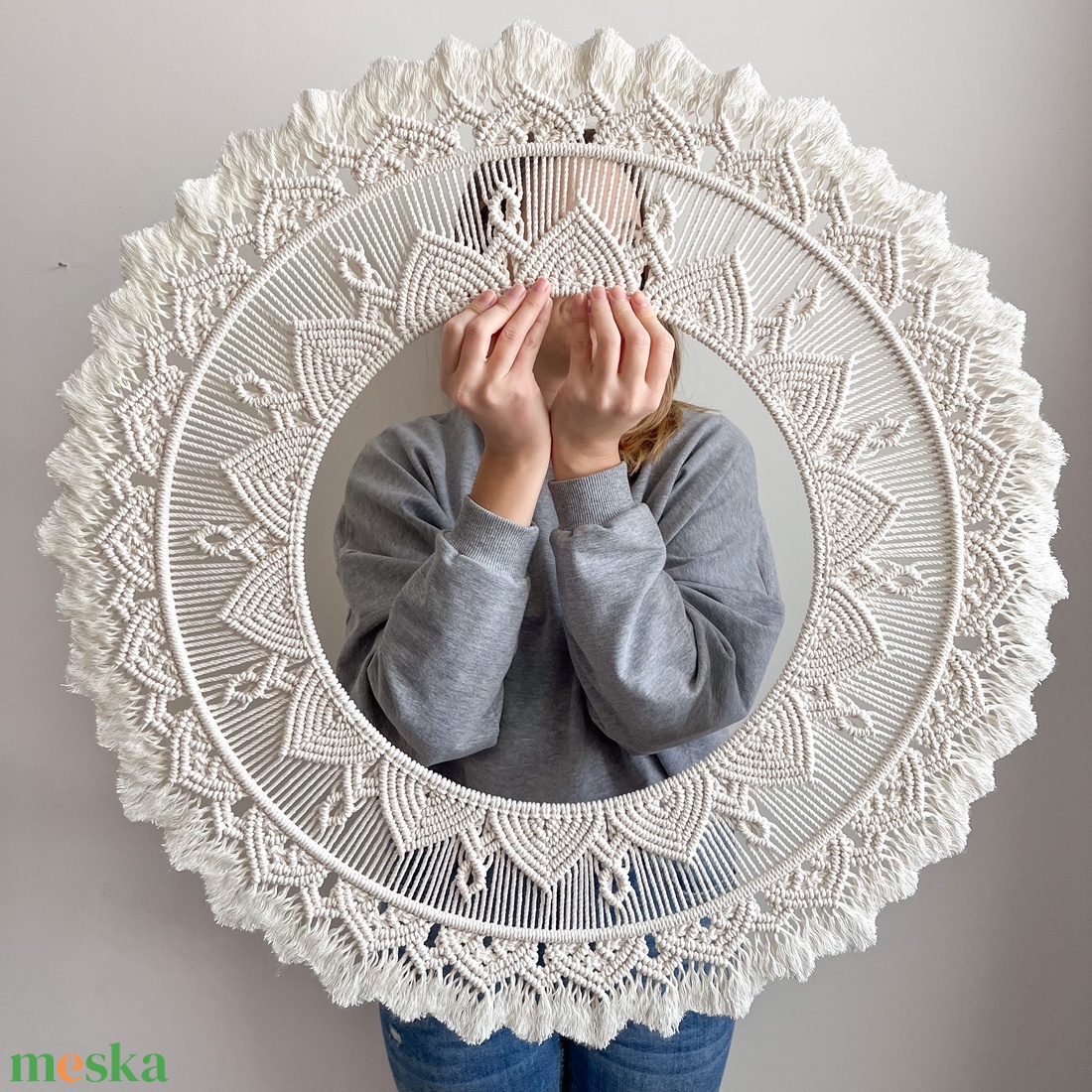 80 cm-es makramé óriás mandala falidísz, natúr fehér színű egyedi dekoráció - otthon & életmód - dekoráció - fali és függő dekoráció - falra akasztható dekor - Meska.hu