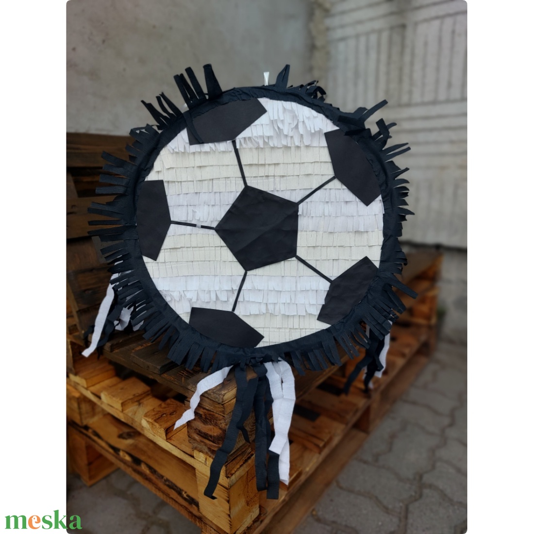 Foci piñata (üres) - játék & sport - sport és kikapcsolódás - más játékok, sportok - Meska.hu