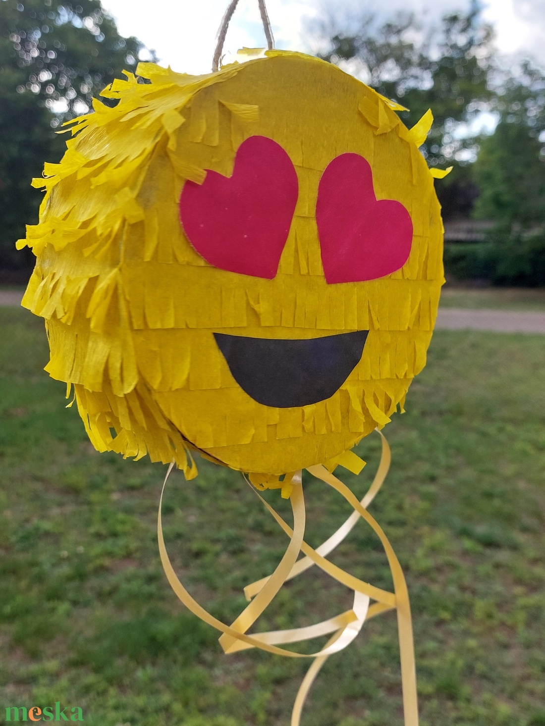 Kicsi emoji piñata (üres) - játék & sport - sport és kikapcsolódás - más játékok, sportok - Meska.hu Kicsi emoji piñata (üres) - játék & sport - sport és kikapcsolódás - más játékok, sportok - Meska.hu