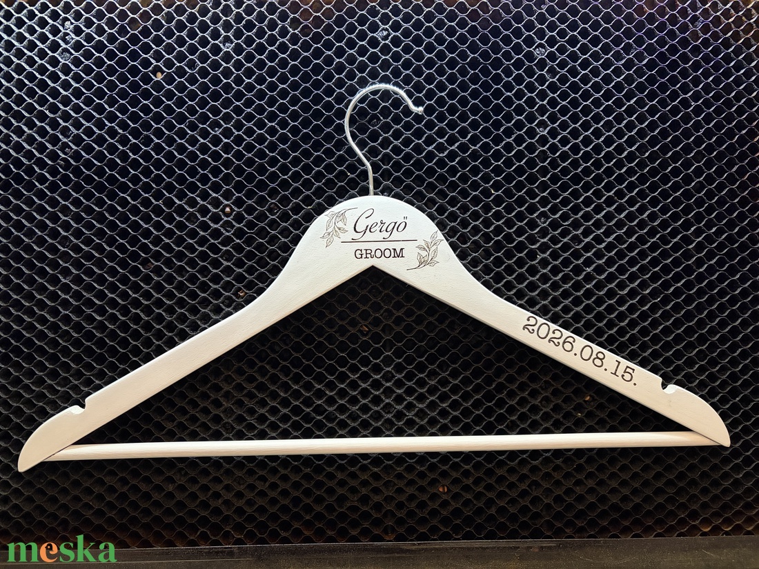 Egyedi esküvői vállfa - esküvő - ruha - vállfa - Meska.hu