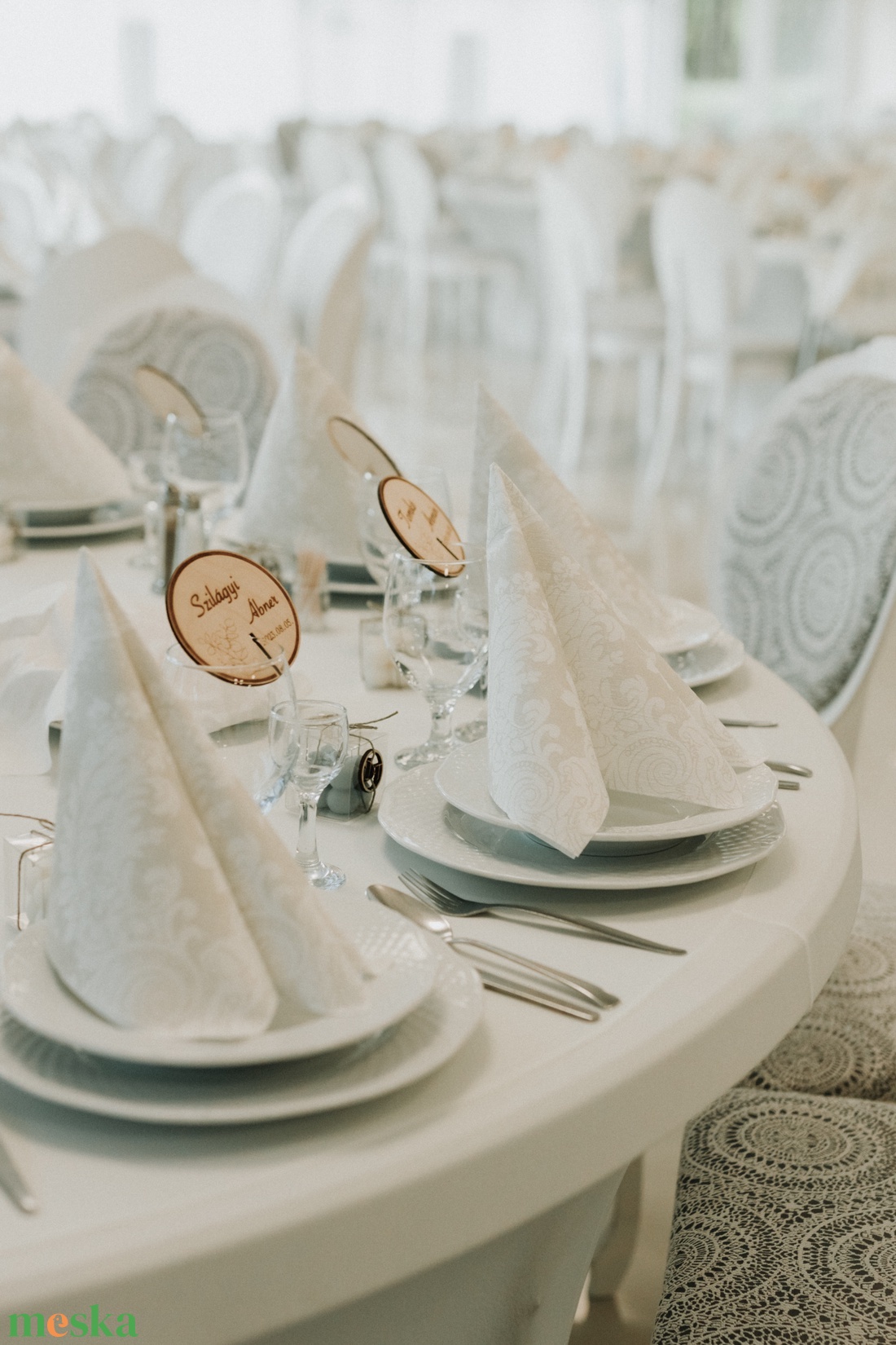 Egyedi névtábla - esküvő - dekoráció - asztaldísz - Meska.hu