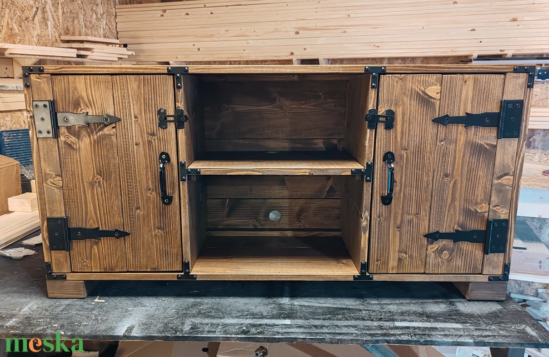 Rusztikus tv szekrény -Signature modell - otthon & életmód - bútor - szekrény - Meska.hu