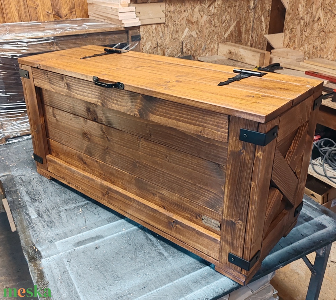 Tároló láda - Farmhouse X dió - otthon & életmód - tárolás & rendszerezés - láda - Meska.hu