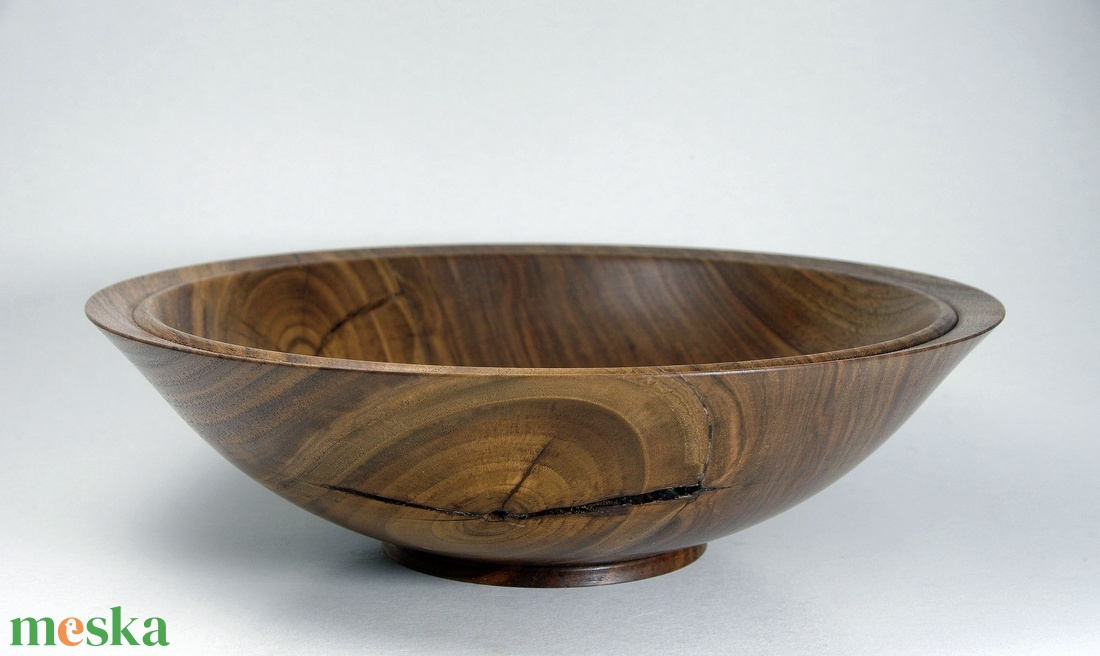 Szép dió - egyedi kézműves kínálótál diófából - otthon & életmód - dekoráció - asztal és polc dekoráció - asztaldísz - Meska.hu