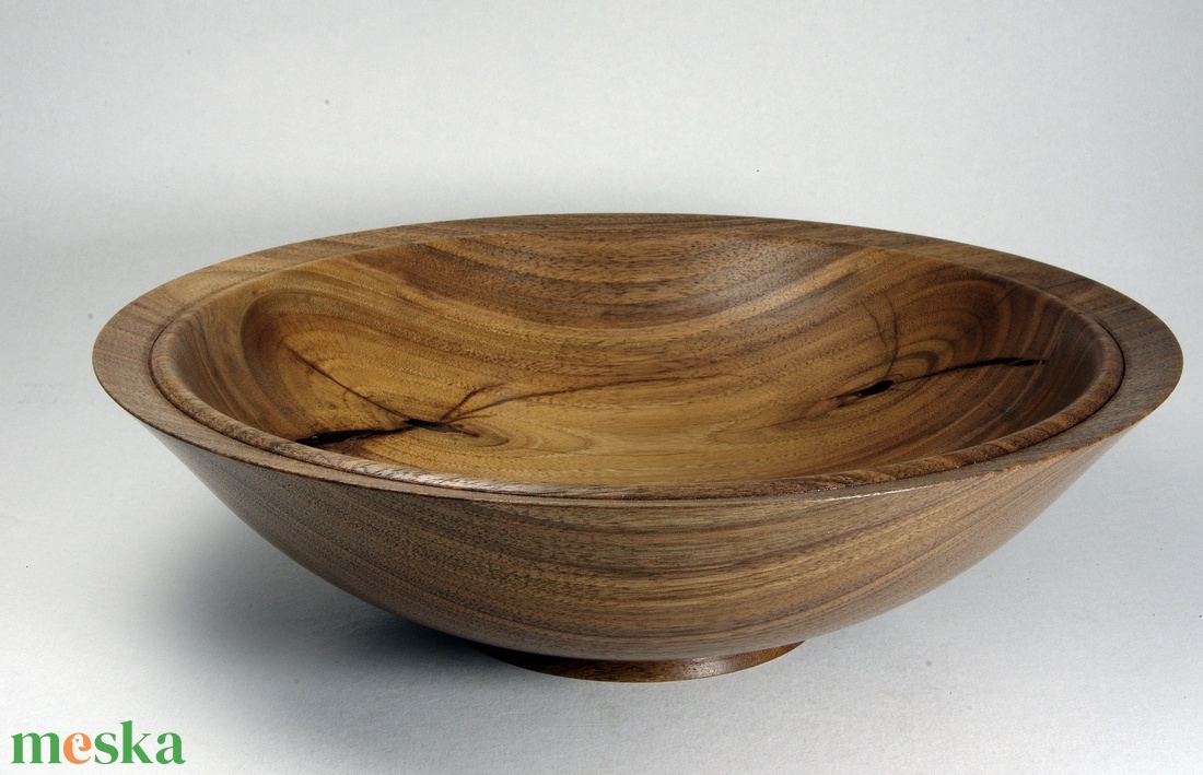 Szép dió - egyedi kézműves kínálótál diófából - otthon & életmód - dekoráció - asztal és polc dekoráció - asztaldísz - Meska.hu