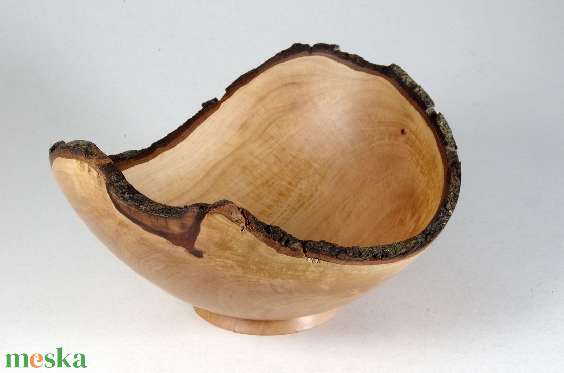 Kicsi körte - Egyedi kézműves kínálótál körtefából - otthon & életmód - dekoráció - asztal és polc dekoráció - asztaldísz - Meska.hu