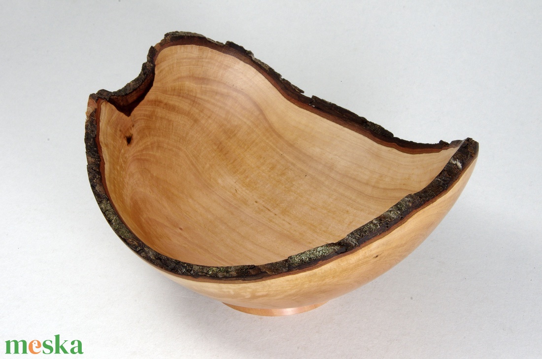 Kicsi körte - Egyedi kézműves kínálótál körtefából - otthon & életmód - dekoráció - asztal és polc dekoráció - asztaldísz - Meska.hu