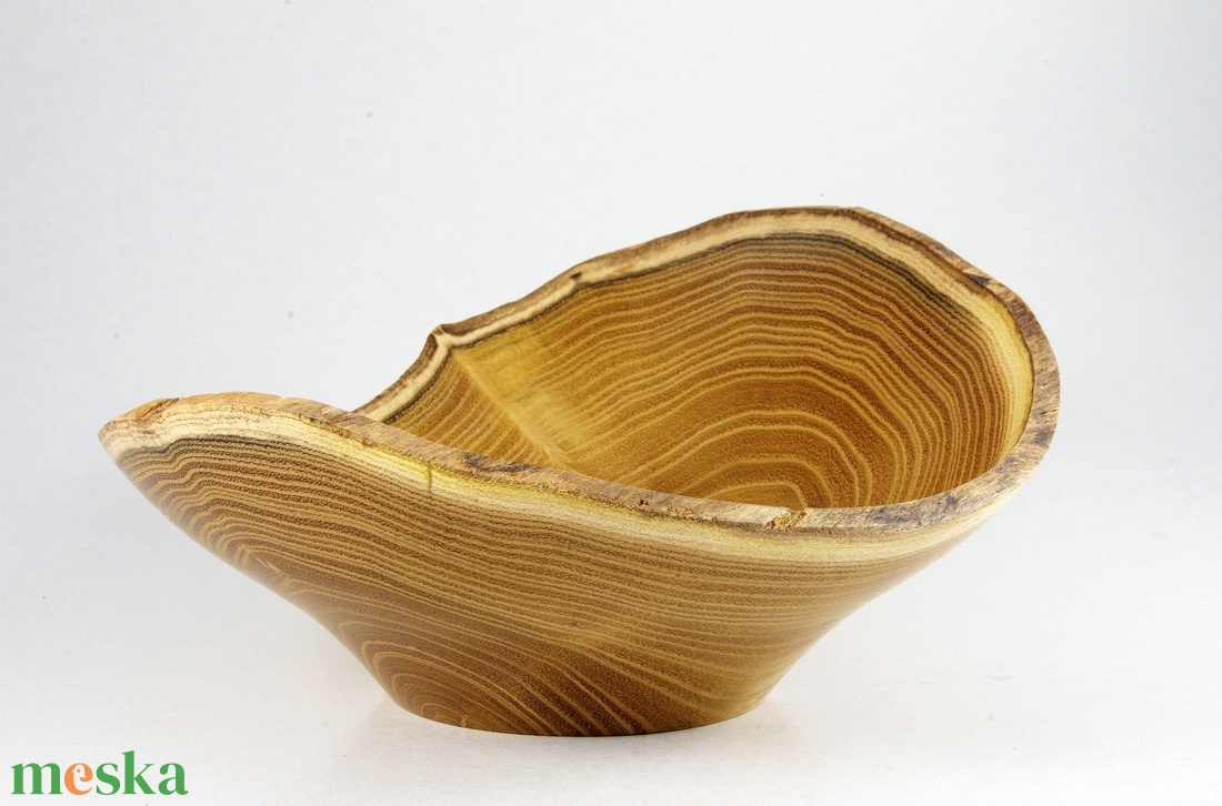 Natúr karéjtál - Egyedi, kézműves kínálótál akácfából - otthon & életmód - dekoráció - asztal és polc dekoráció - asztaldísz - Meska.hu