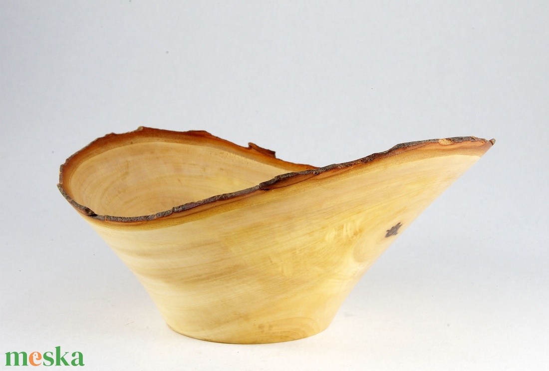 Törékenye- - Egyedi, kézműves kínálótál juharfából - otthon & életmód - dekoráció - asztal és polc dekoráció - asztaldísz - Meska.hu