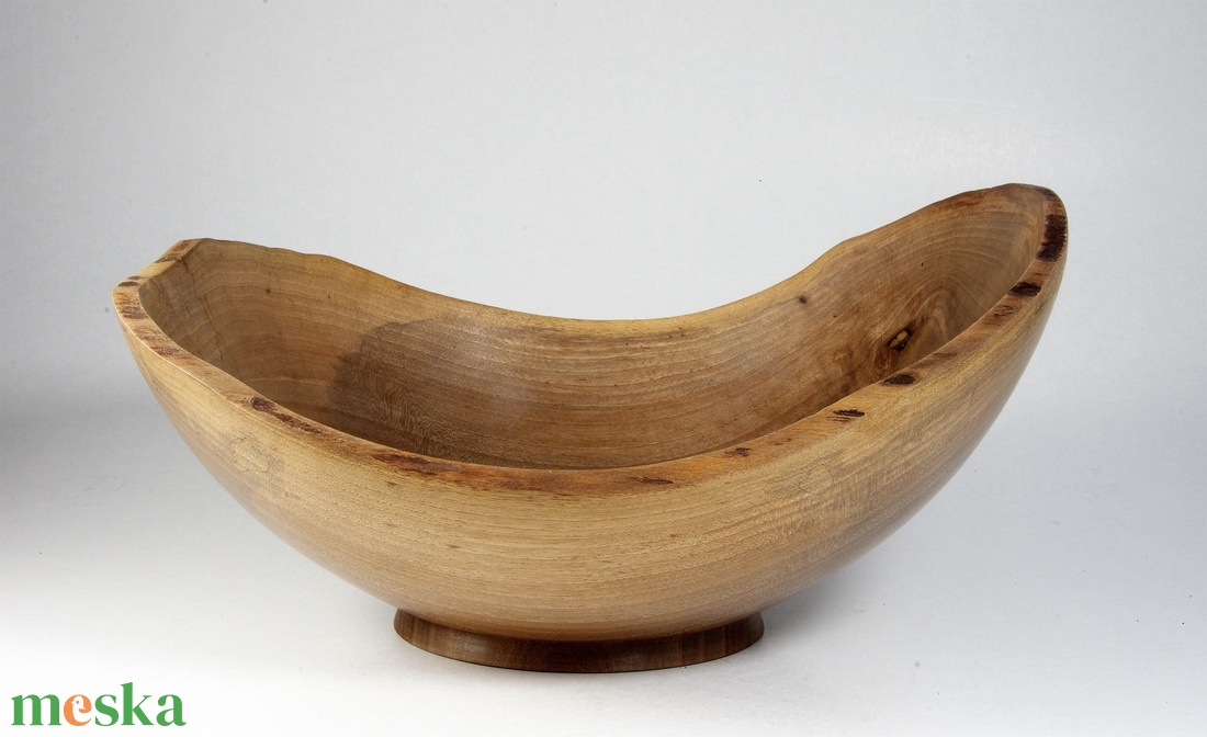 Nagy dió - Egyedi, kézműves kínálótál diófából - otthon & életmód - dekoráció - asztal és polc dekoráció - asztaldísz - Meska.hu