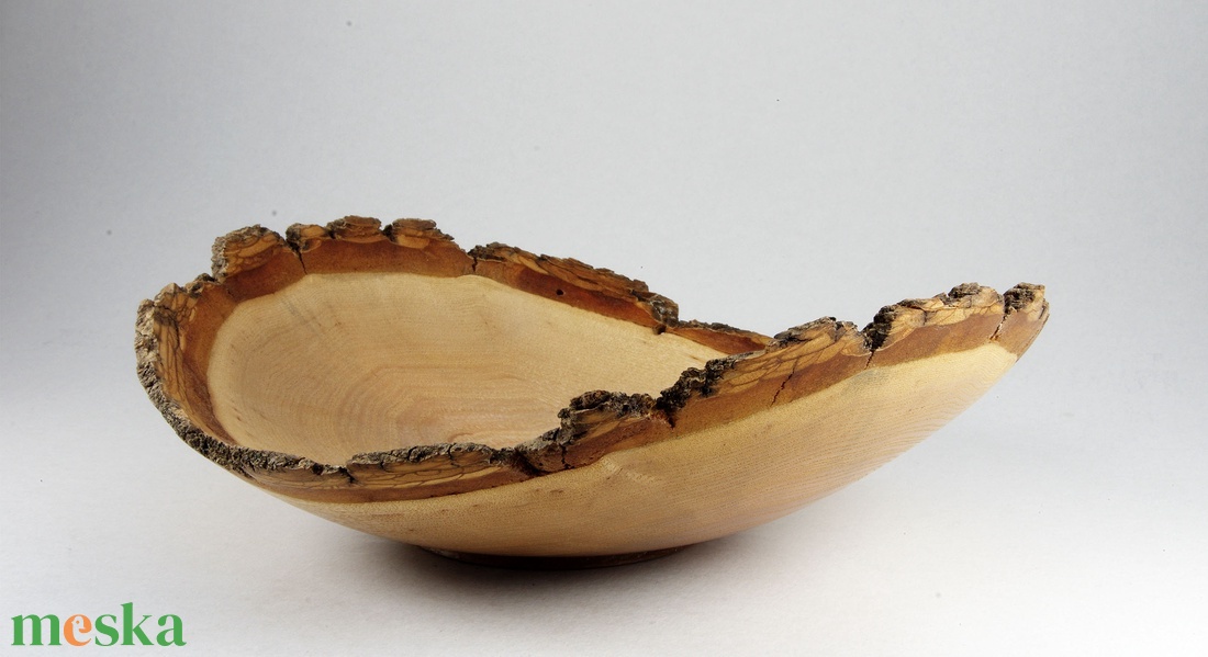 Magas kőris - Egyedi, kézműves kínálótál kőrisfából - otthon & életmód - dekoráció - asztal és polc dekoráció - asztaldísz - Meska.hu