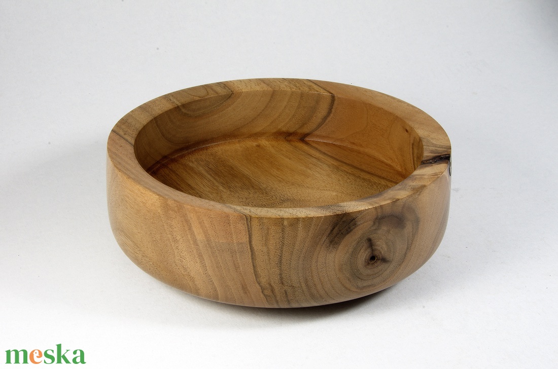 Kicsi minimál - Egyedi, kézműves kínáló diófából - otthon & életmód - dekoráció - asztal és polc dekoráció - asztaldísz - Meska.hu