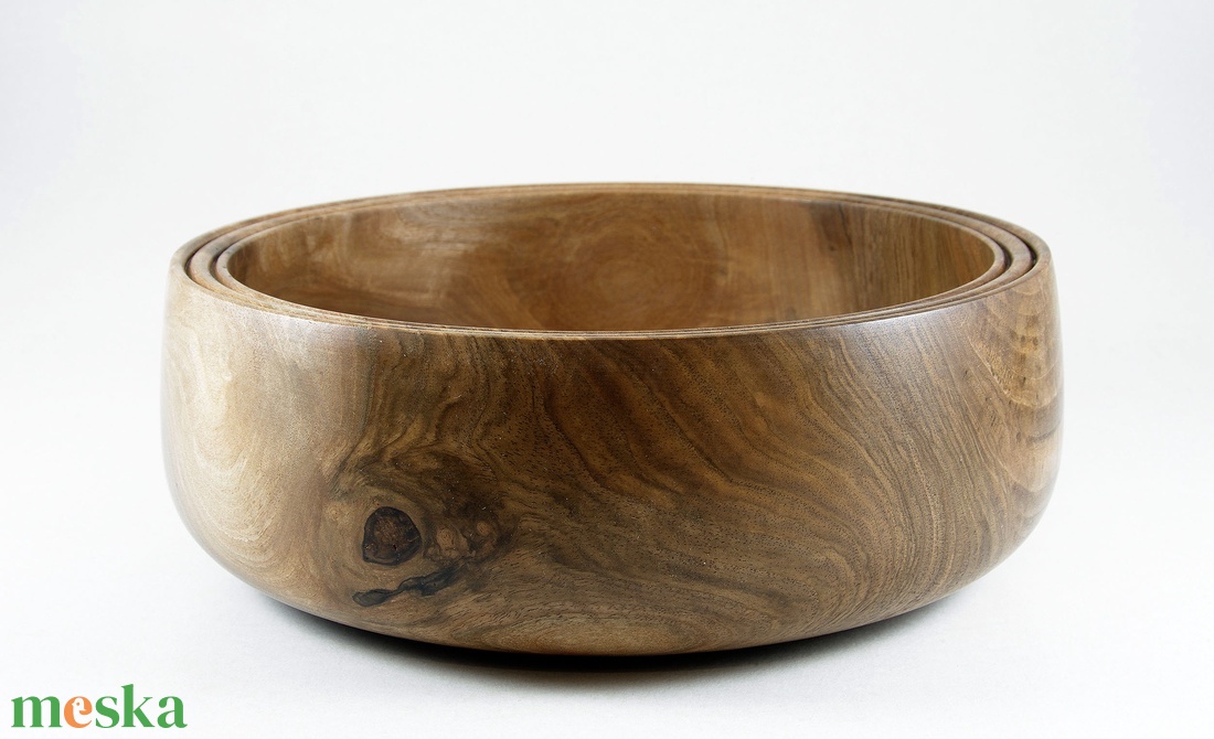 Erzsébet tál - Egyedi kézműves kínálótál diófából - otthon & életmód - konyhafelszerelés, tálalás - tálalás - kínálótál - Meska.hu