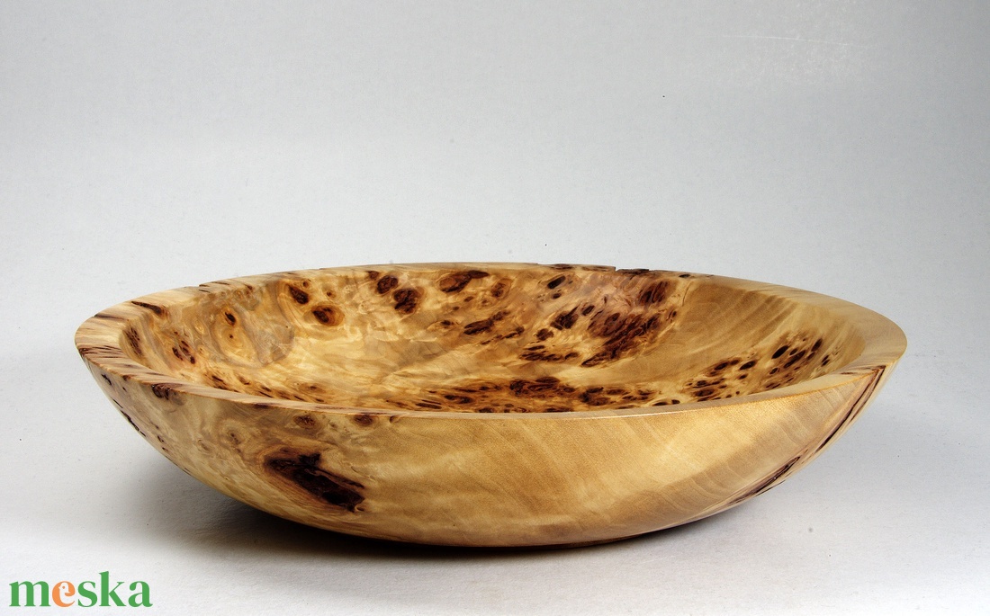 Vándor II. - Egyedi kézműves kínálótál csomoros nyárfából - otthon & életmód - konyhafelszerelés, tálalás - tálalás - kínálótál - Meska.hu