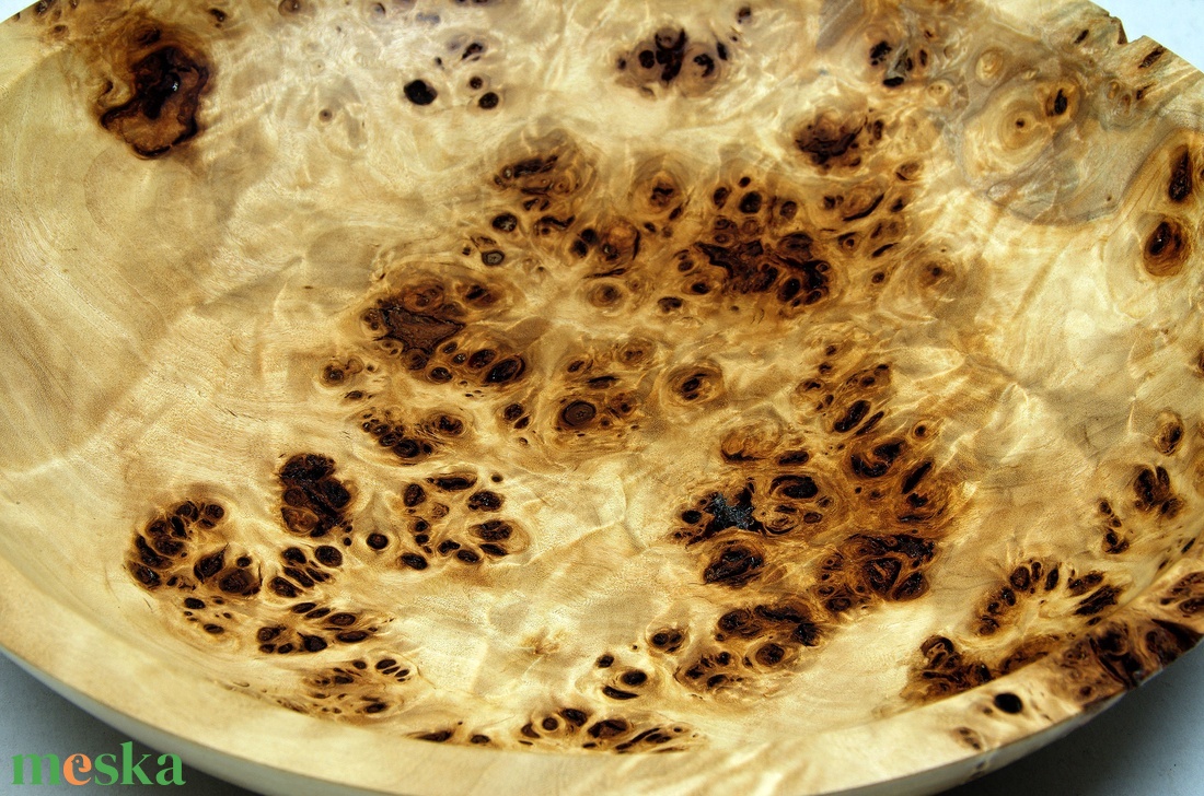 Vándor II. - Egyedi kézműves kínálótál csomoros nyárfából - otthon & életmód - konyhafelszerelés, tálalás - tálalás - kínálótál - Meska.hu