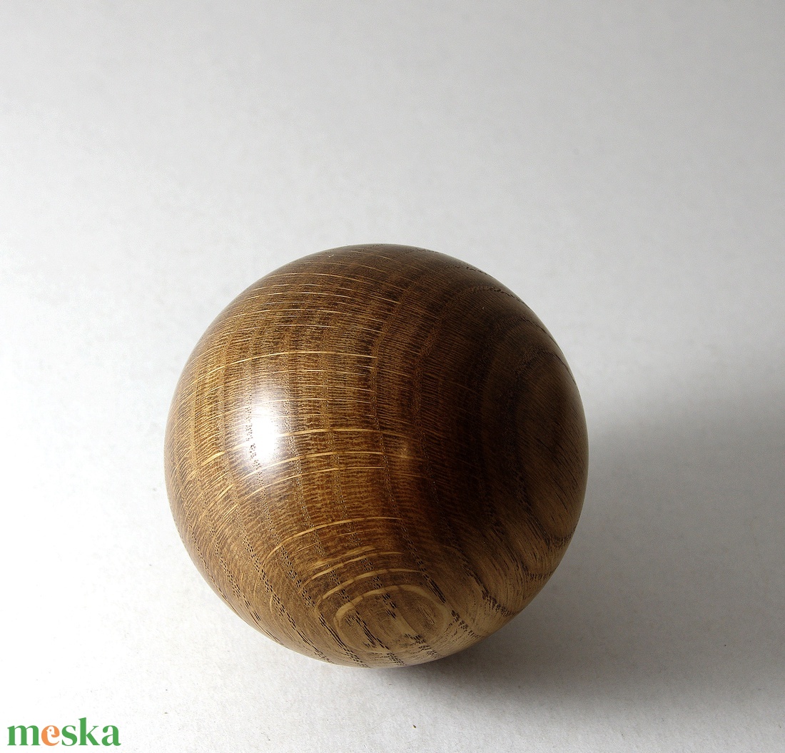 Gömböc - Egyedi, kézműves termék tölgyfából - otthon & életmód - dekoráció - asztal és polc dekoráció - asztaldísz - Meska.hu