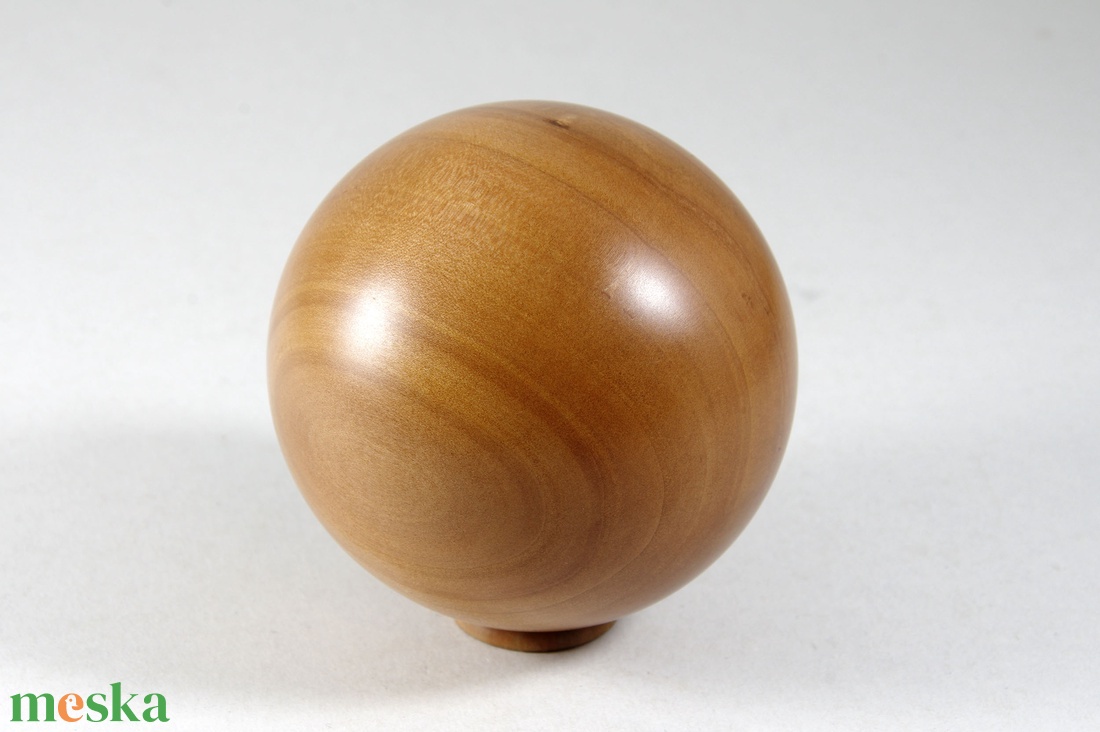 Gömböc II. - Egyedi, kézműves termék körtefából - otthon & életmód - dekoráció - asztal és polc dekoráció - asztaldísz - Meska.hu