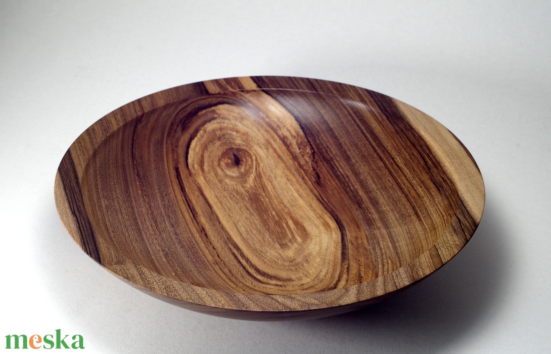 Vén diófa - Egyedi, kézműves kínálótál diófából - otthon & életmód - konyhafelszerelés, tálalás - tálalás - kínálótál - Meska.hu