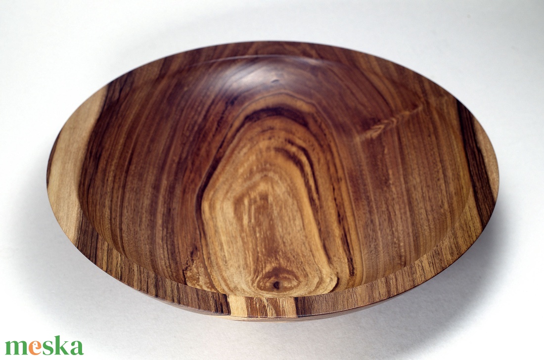 Vén diófa - Egyedi, kézműves kínálótál diófából - otthon & életmód - konyhafelszerelés, tálalás - tálalás - kínálótál - Meska.hu