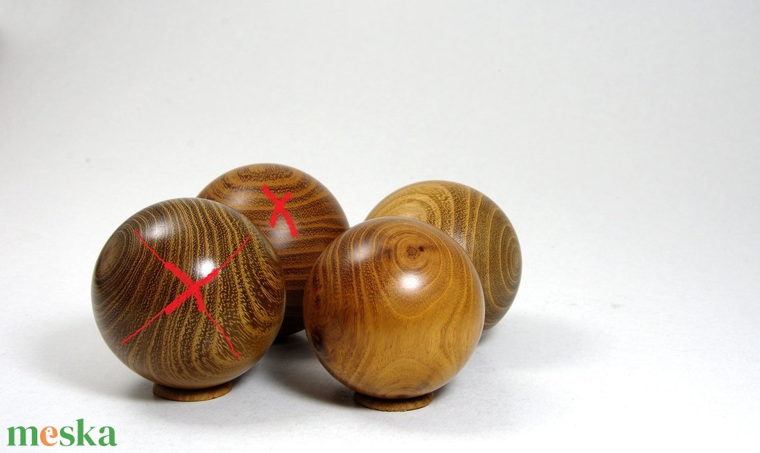 Talp és tenyér masszírozó golyó - Egyedi, kézműves termék - szépségápolás - testápolás - kéz- és lábápolás - Meska.hu